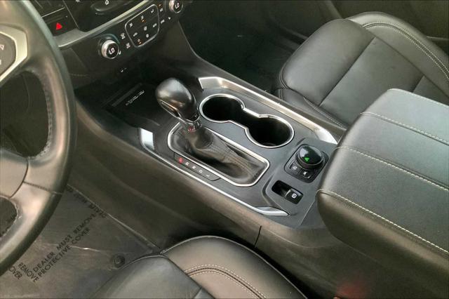 used 2022 Chevrolet Traverse car, priced at $25,572