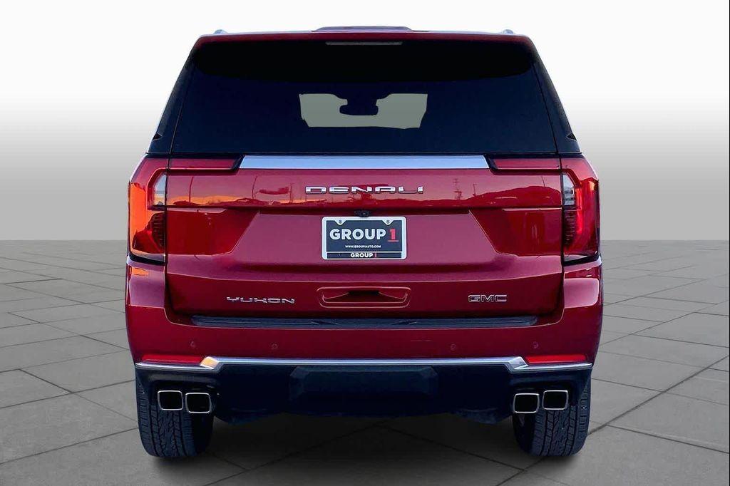 used 2025 GMC Yukon car, priced at $81,982