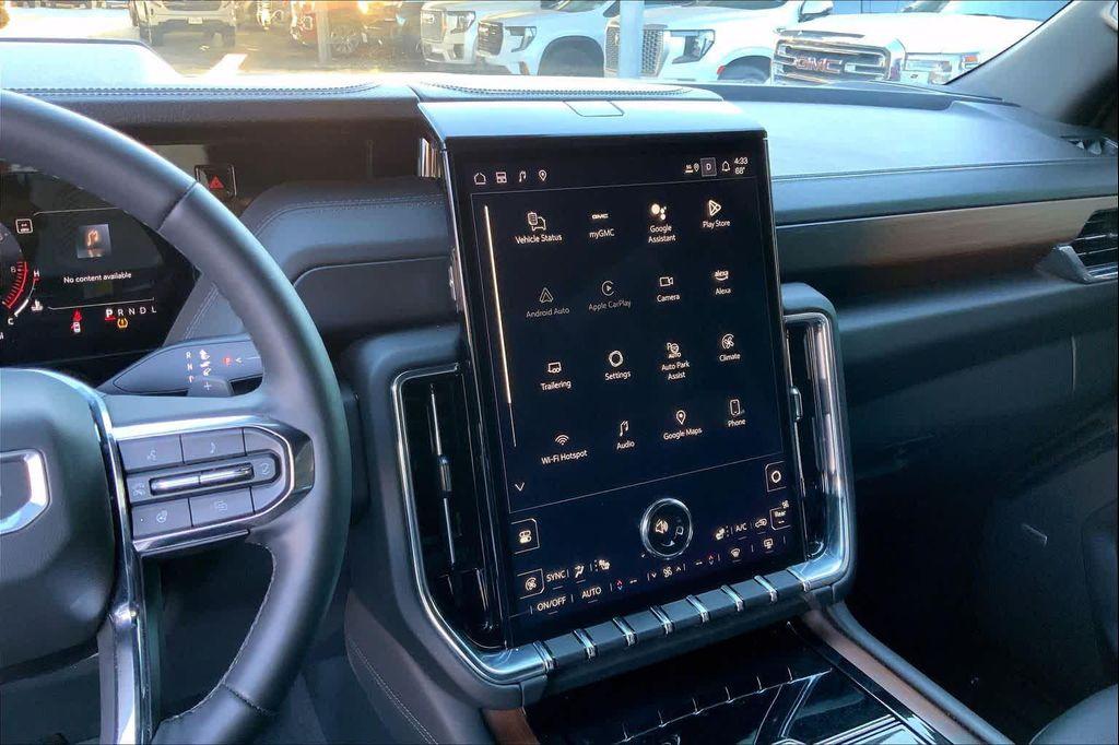 used 2025 GMC Yukon car, priced at $81,982