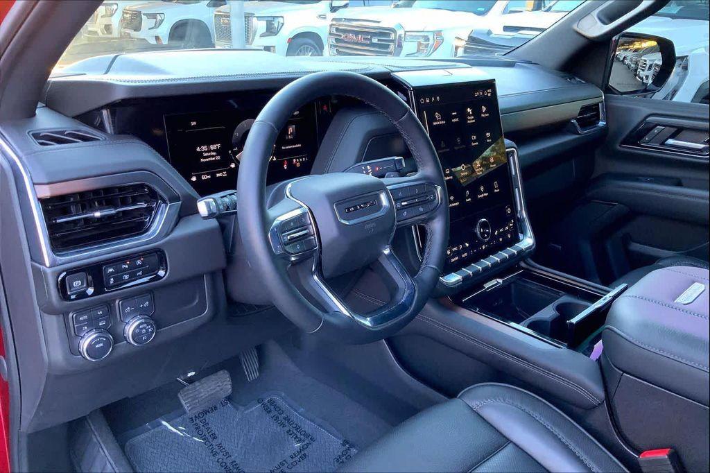 used 2025 GMC Yukon car, priced at $81,982