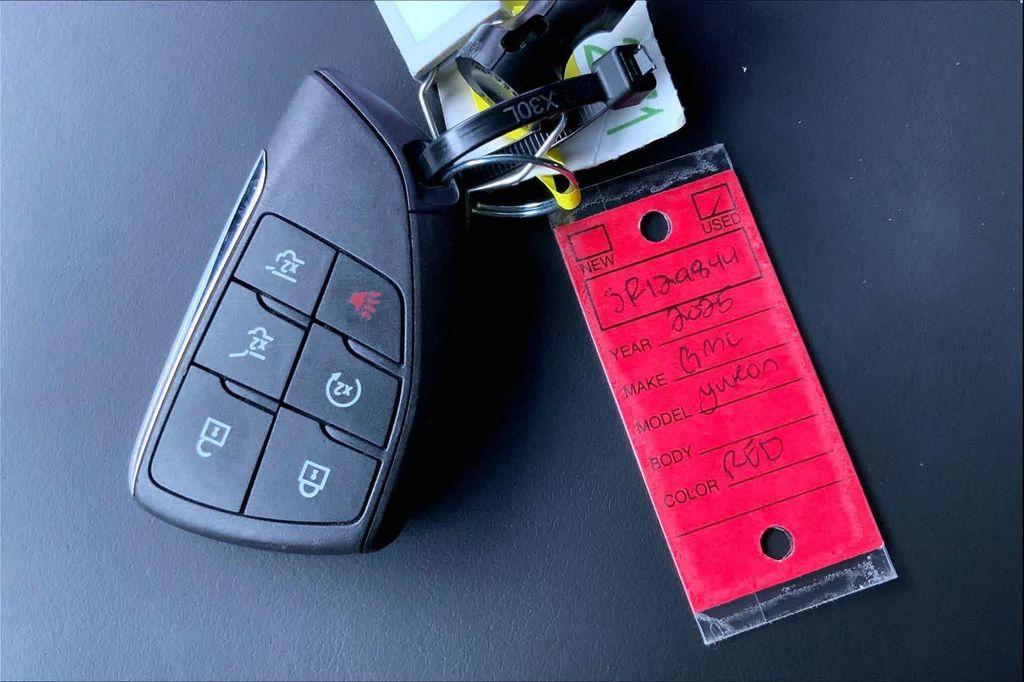 used 2025 GMC Yukon car, priced at $81,982