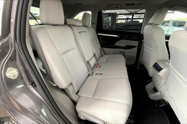 used 2019 Toyota Highlander car, priced at $20,360
