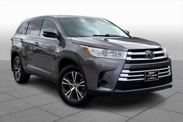 used 2019 Toyota Highlander car, priced at $20,360