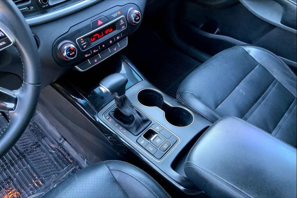 used 2020 Kia Sorento car, priced at $17,982