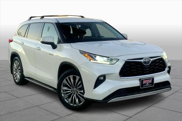 used 2021 Toyota Highlander Hybrid car, priced at $34,792