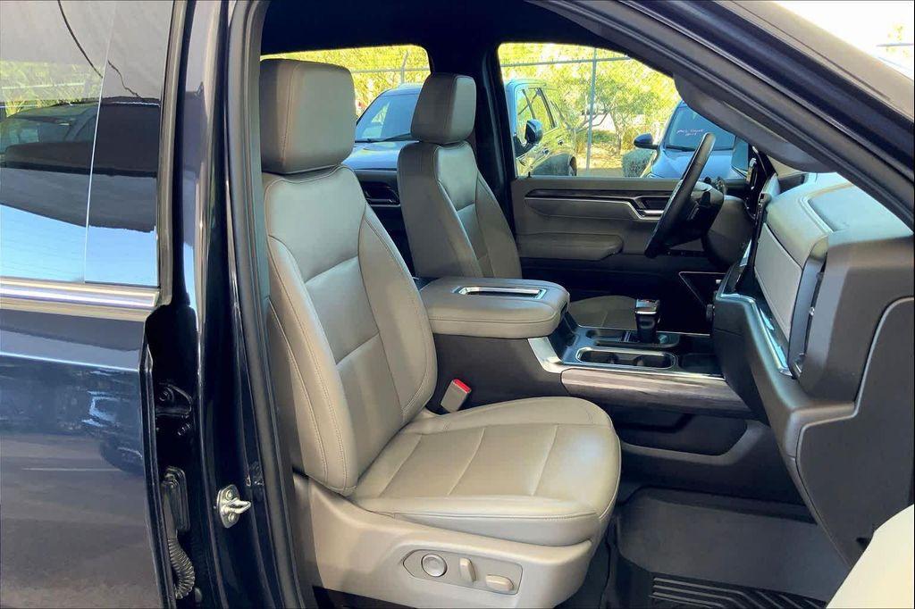 used 2022 Chevrolet Silverado 1500 car, priced at $46,917