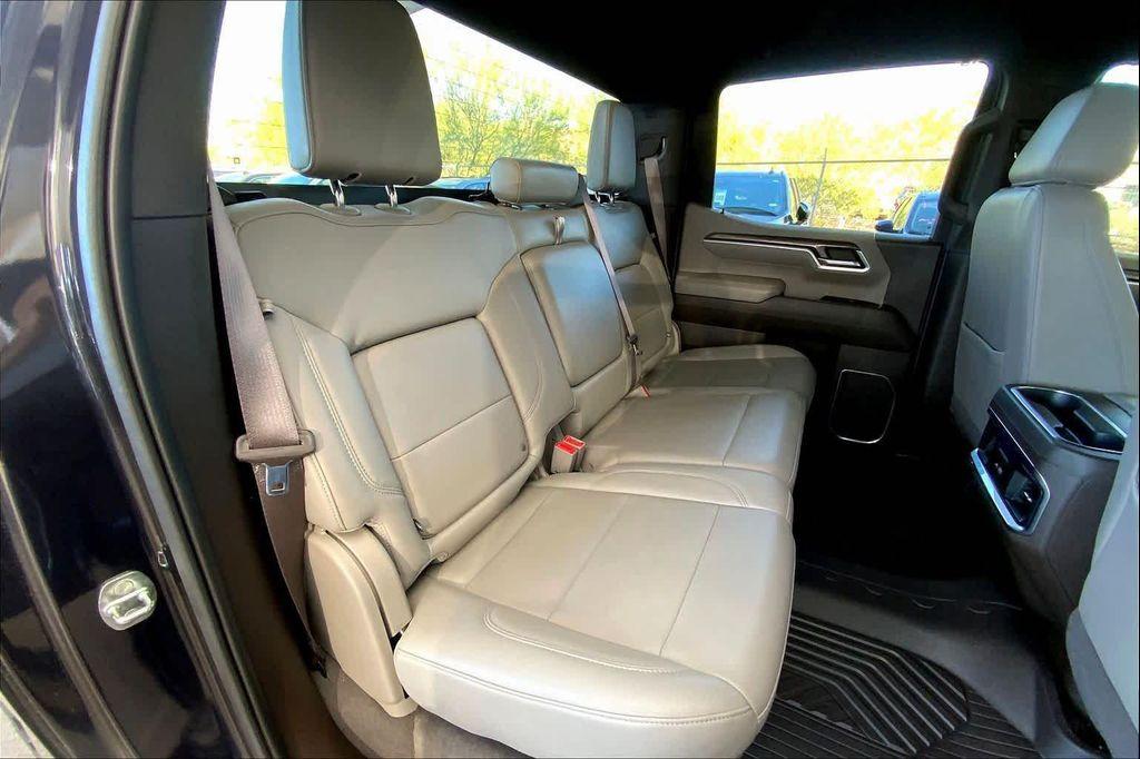 used 2022 Chevrolet Silverado 1500 car, priced at $46,917