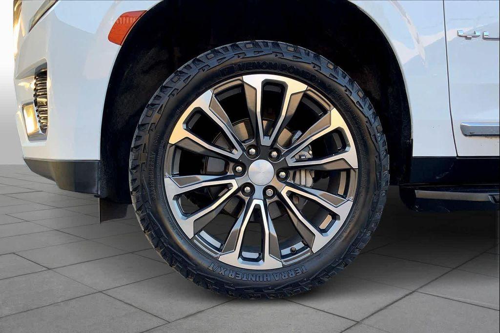used 2021 GMC Yukon car, priced at $45,982