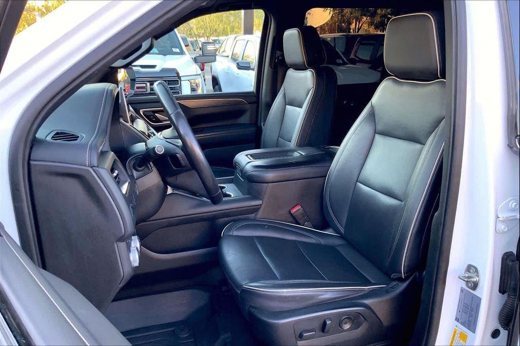 used 2021 GMC Yukon car, priced at $45,982