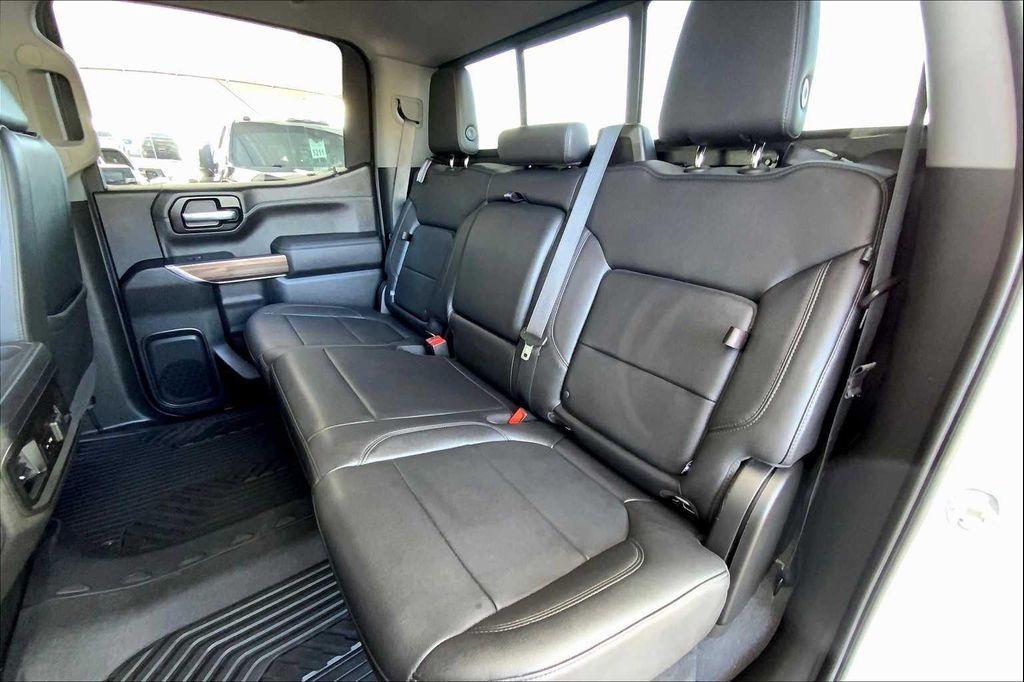 used 2021 Chevrolet Silverado 1500 car, priced at $35,982