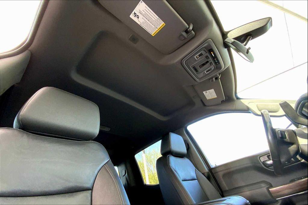used 2021 Chevrolet Silverado 1500 car, priced at $35,982