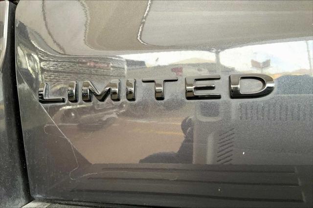 used 2023 Ford Expedition car, priced at $49,992