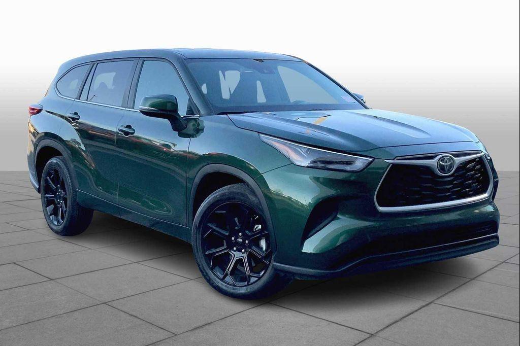 used 2023 Toyota Highlander car, priced at $34,982