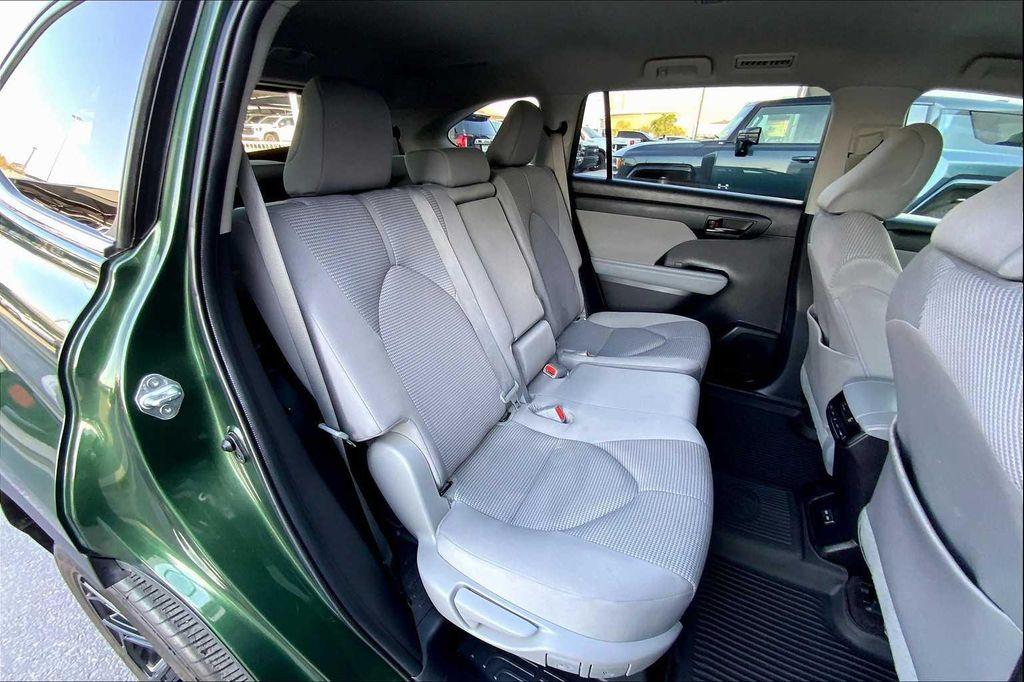 used 2023 Toyota Highlander car, priced at $34,982