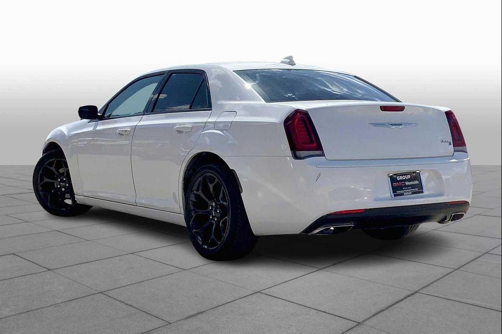 used 2019 Chrysler 300 car, priced at $14,982
