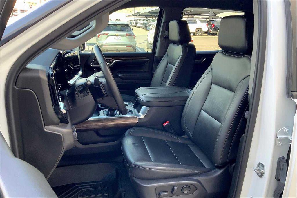used 2023 Chevrolet Silverado 1500 car, priced at $43,592