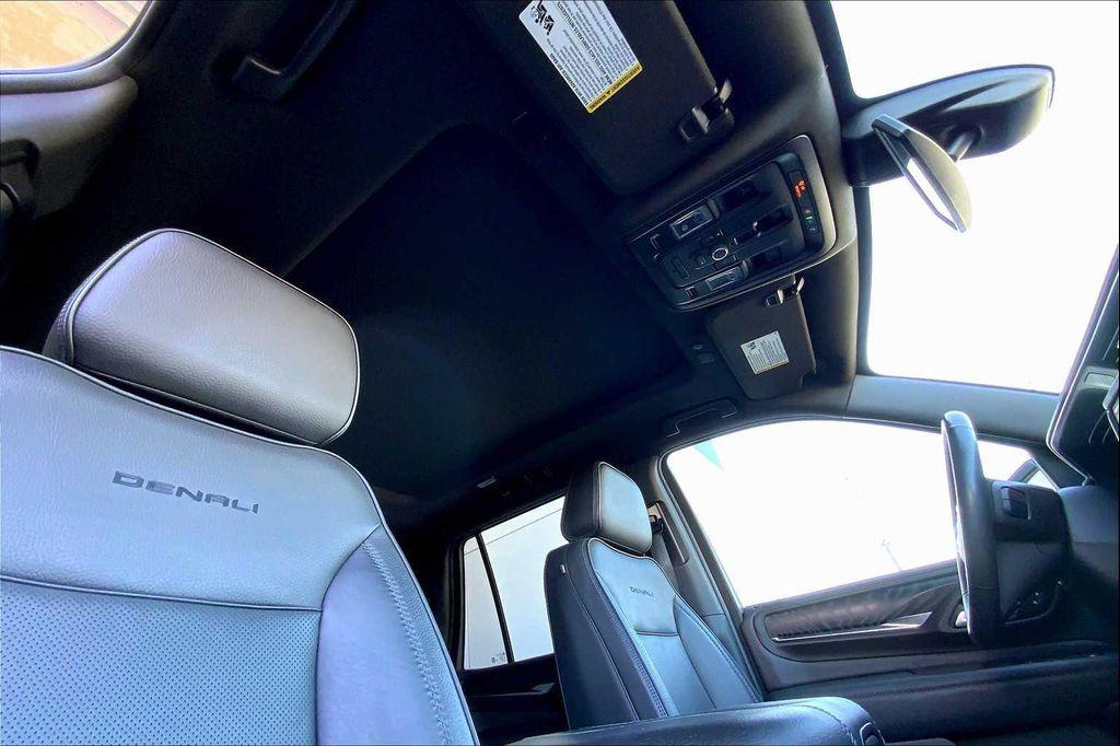 used 2022 GMC Yukon car, priced at $61,982