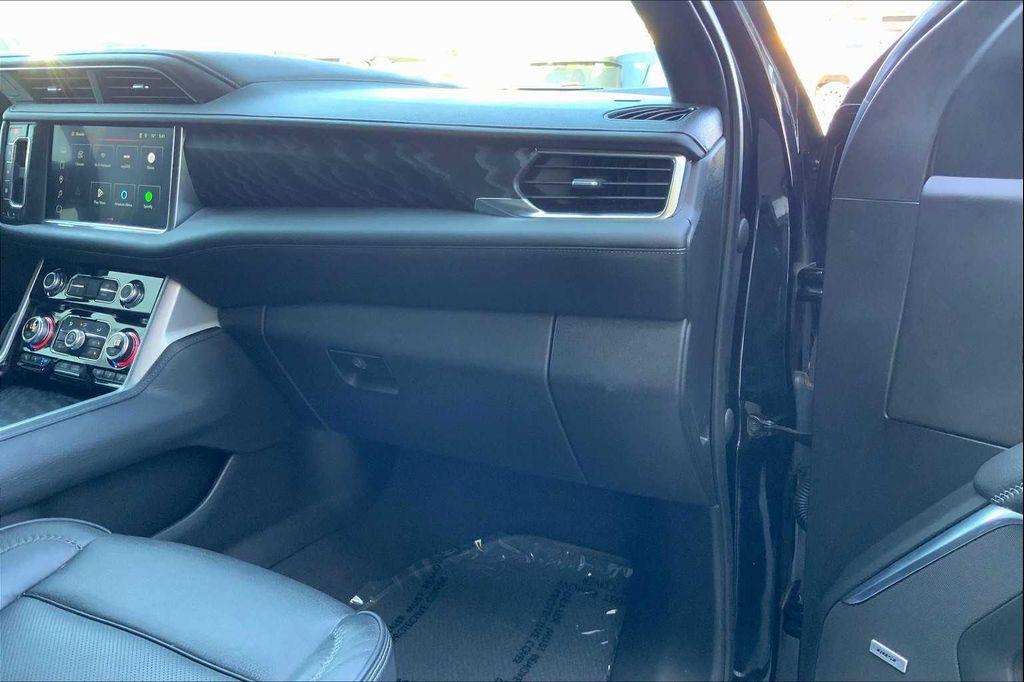 used 2022 GMC Yukon car, priced at $61,982