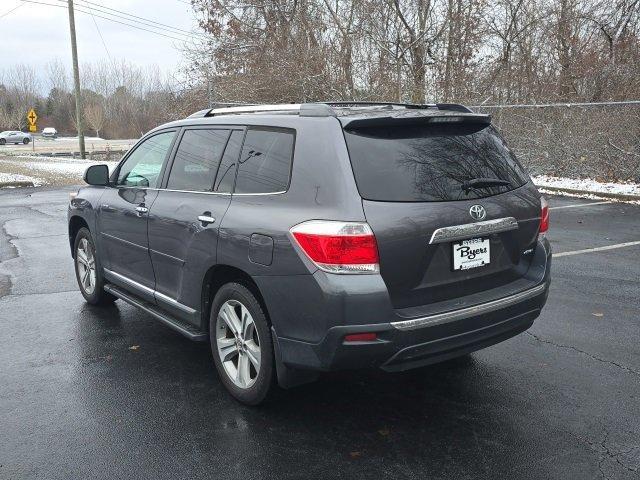 used 2013 Toyota Highlander car, priced at $15,900