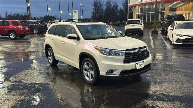 used 2015 Toyota Highlander car, priced at $20,500