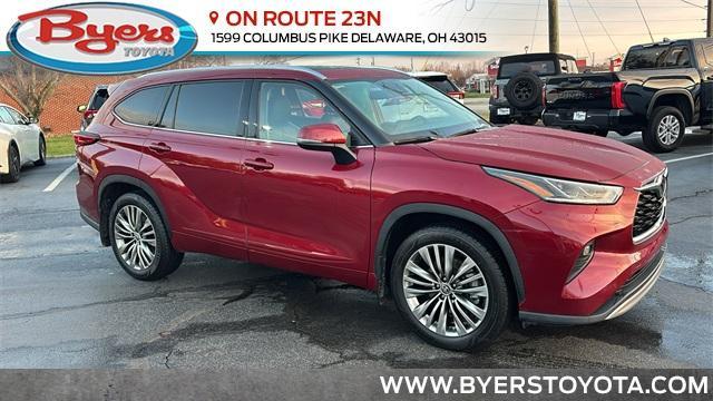 used 2021 Toyota Highlander car, priced at $36,400