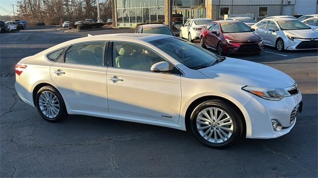 used 2014 Toyota Avalon Hybrid car, priced at $15,900