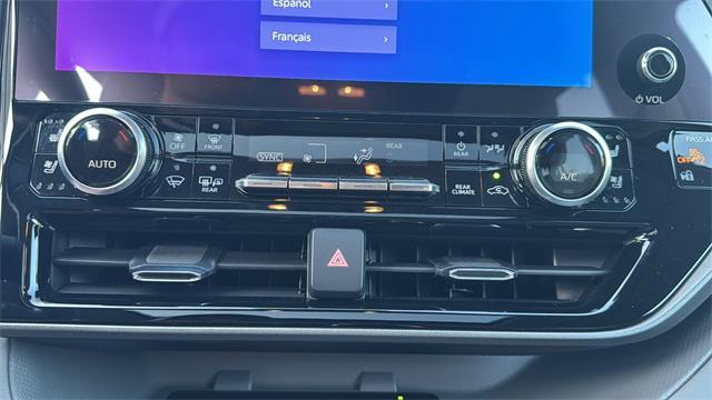 used 2023 Toyota Highlander Hybrid car, priced at $51,900