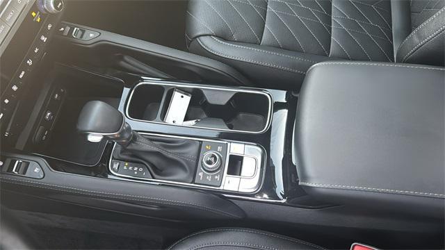 used 2024 Kia Telluride car, priced at $37,625