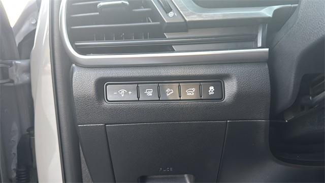 used 2024 Kia Telluride car, priced at $37,625