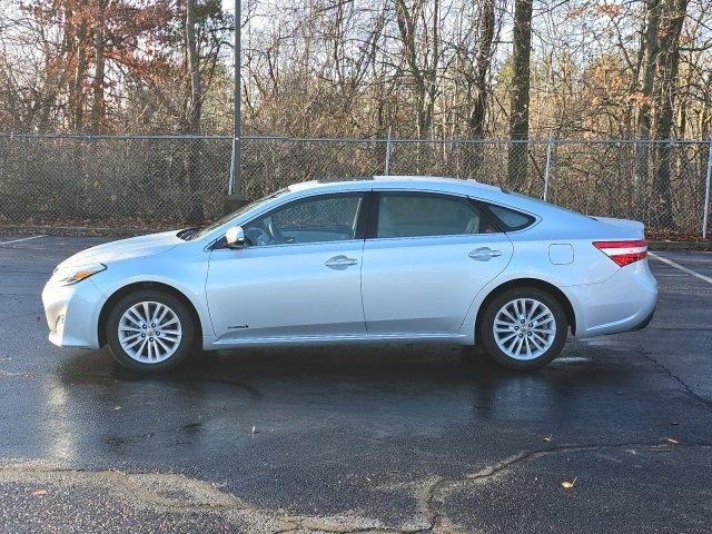 used 2013 Toyota Avalon Hybrid car, priced at $14,500