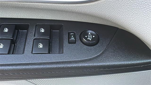 used 2017 Chevrolet Equinox car, priced at $10,991