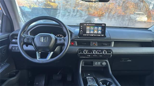 used 2024 Honda Pilot car, priced at $38,700