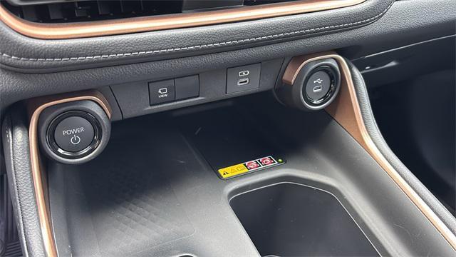 new 2025 Toyota Grand Highlander Hybrid car, priced at $60,648