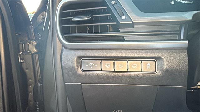 used 2024 Kia Telluride car, priced at $38,900