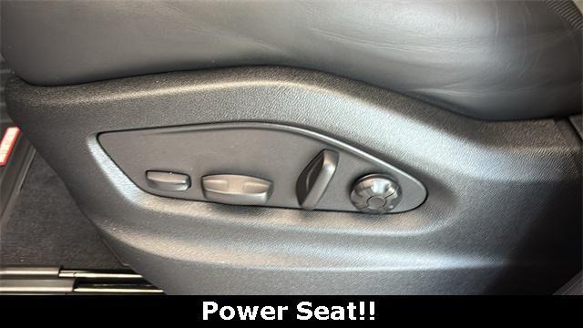used 2025 Porsche Cayenne car, priced at $135,900