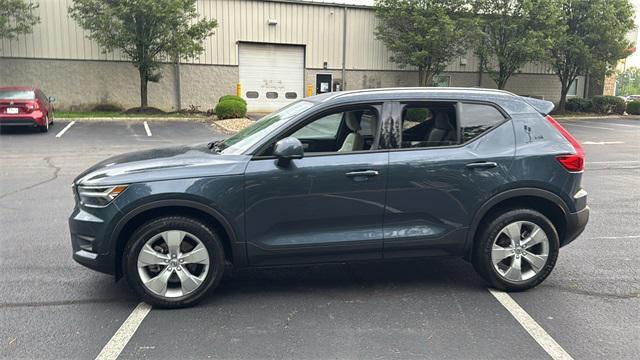 used 2022 Volvo XC40 car, priced at $16,900