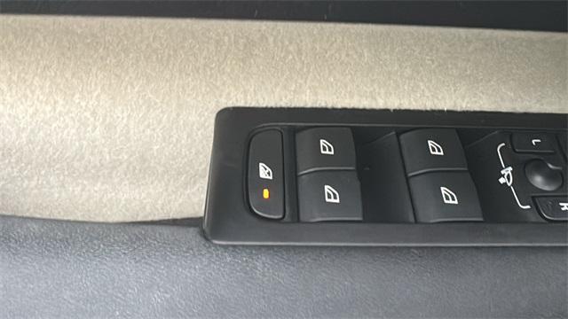 used 2022 Volvo XC40 car, priced at $16,900