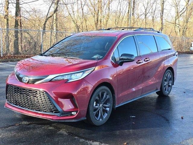 used 2022 Toyota Sienna car, priced at $42,900