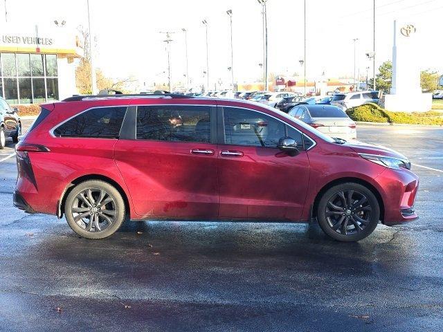 used 2022 Toyota Sienna car, priced at $42,900