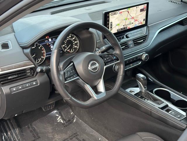 used 2023 Nissan Altima car, priced at $22,983