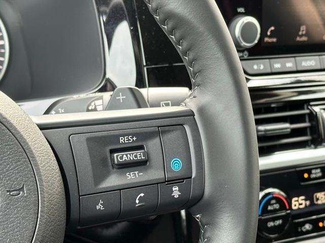 new 2025 Nissan Pathfinder car, priced at $40,999