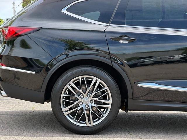 used 2022 Acura MDX car, priced at $45,000