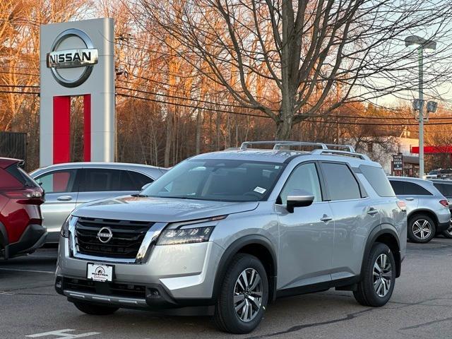 new 2025 Nissan Pathfinder car, priced at $47,960