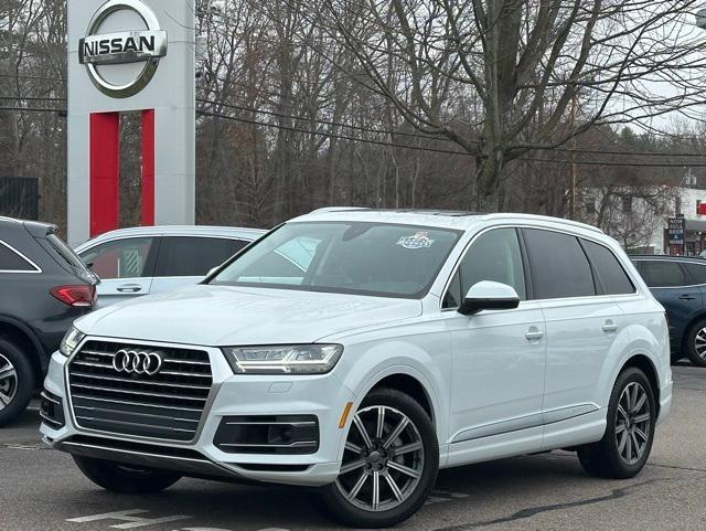 used 2018 Audi Q7 car, priced at $22,300