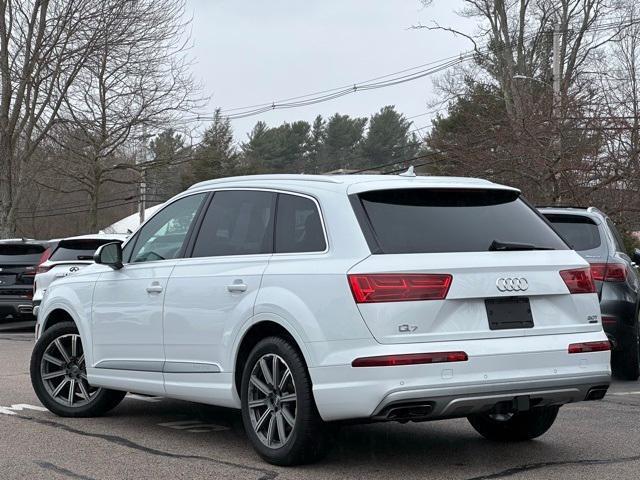 used 2018 Audi Q7 car, priced at $22,300