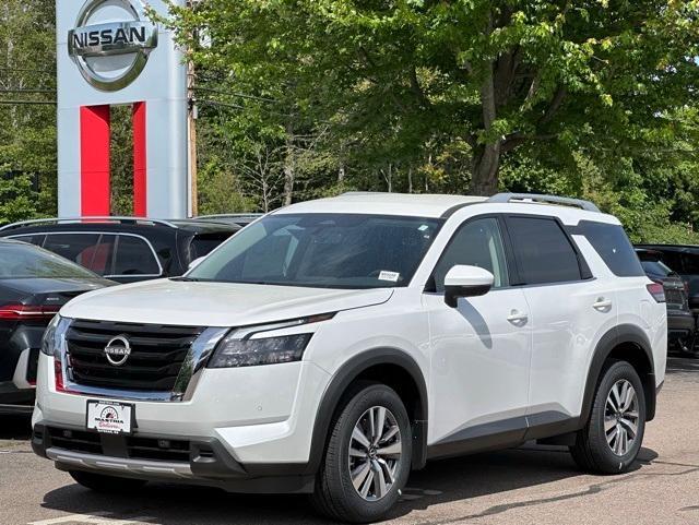 new 2025 Nissan Pathfinder car, priced at $43,735