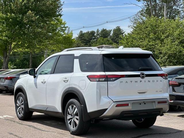 new 2025 Nissan Pathfinder car, priced at $43,735