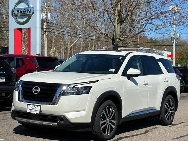 new 2024 Nissan Pathfinder car, priced at $47,995