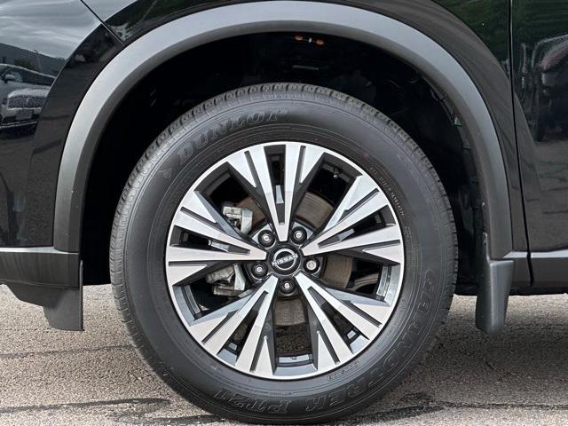 used 2022 Nissan Rogue car, priced at $25,760