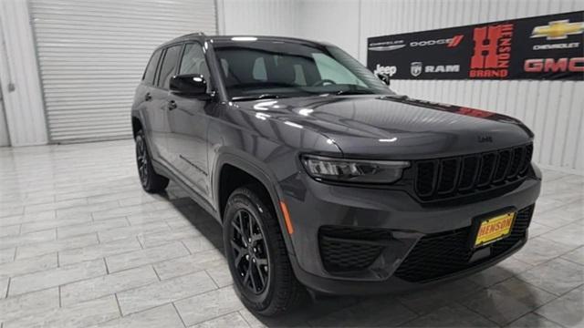 new 2025 Jeep Grand Cherokee car, priced at $38,358